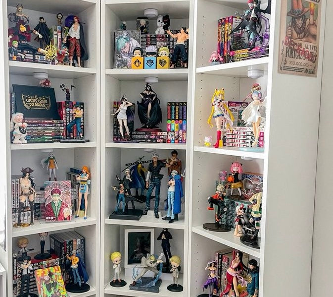 Top 5 Gifts for Anime Fans That Are Guaranteed to Make Them Smile 🎁