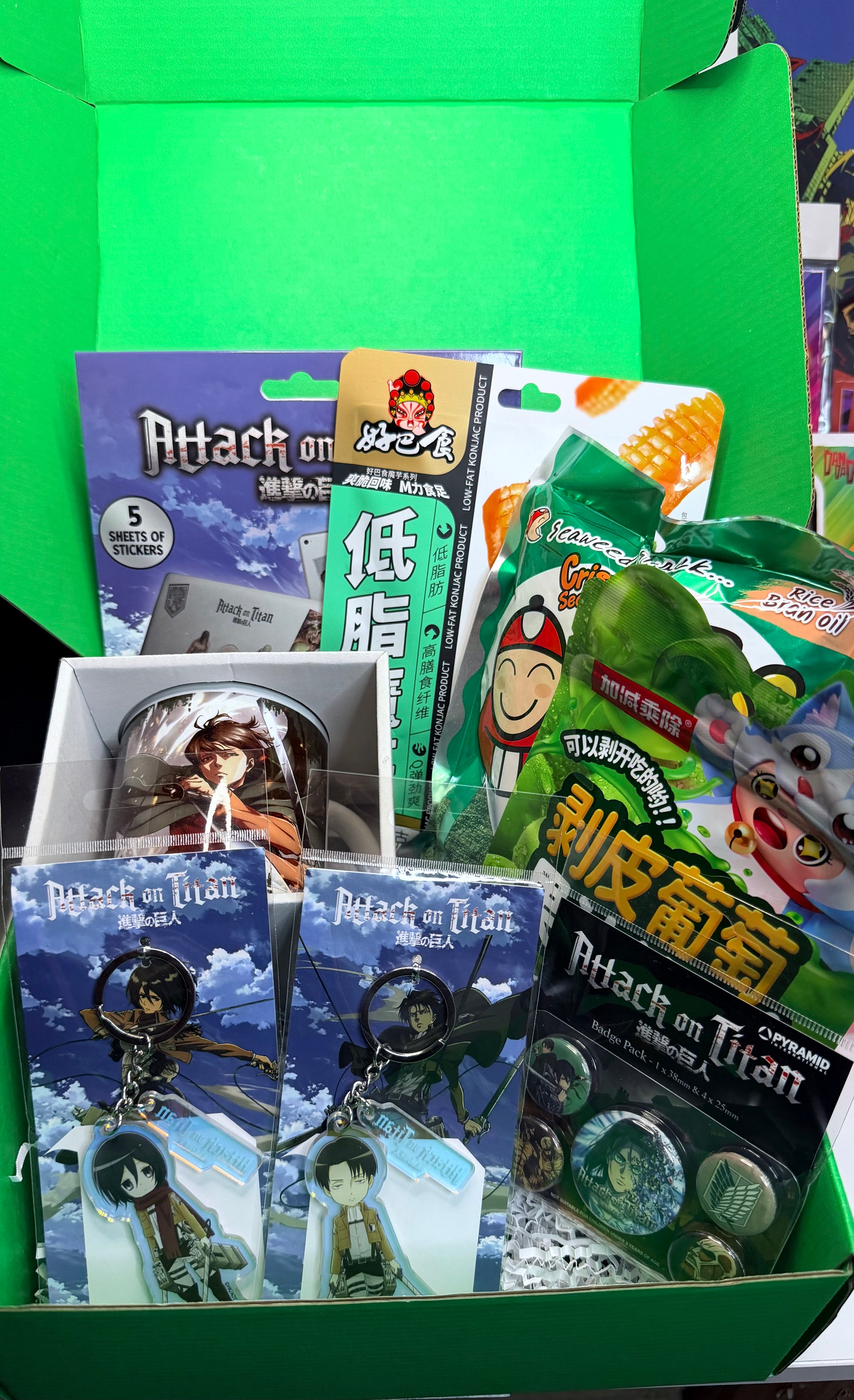 Attack on Titan Mini Box
