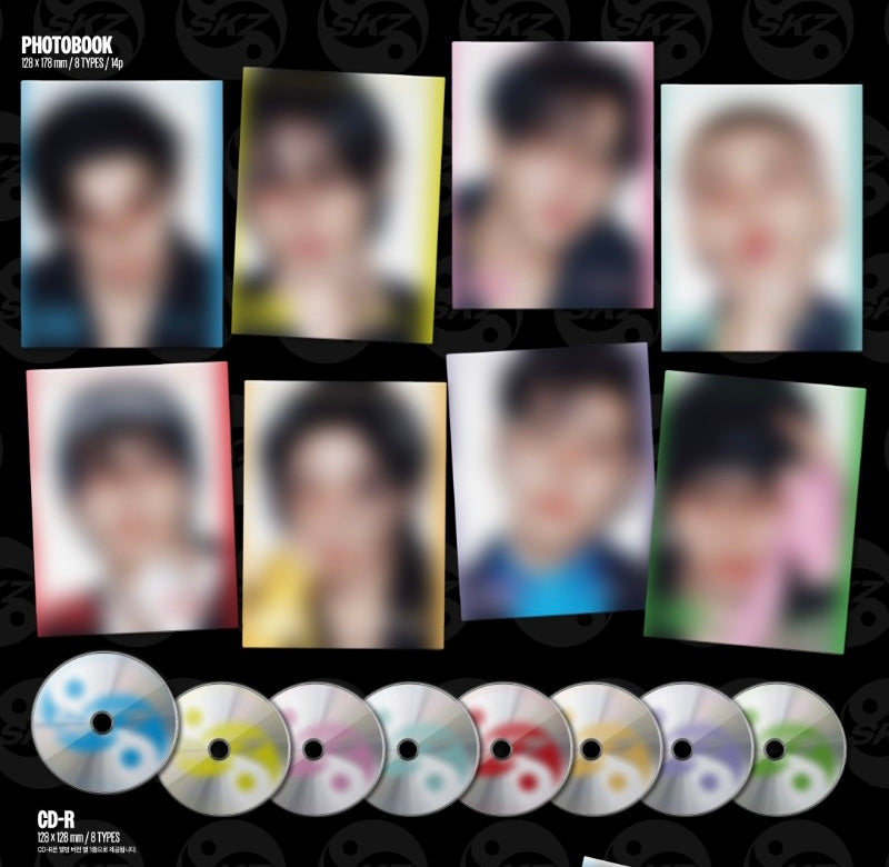 Stray Kids – 4th Full Album [KARMA] Accordion Ver. (Random Ver.)