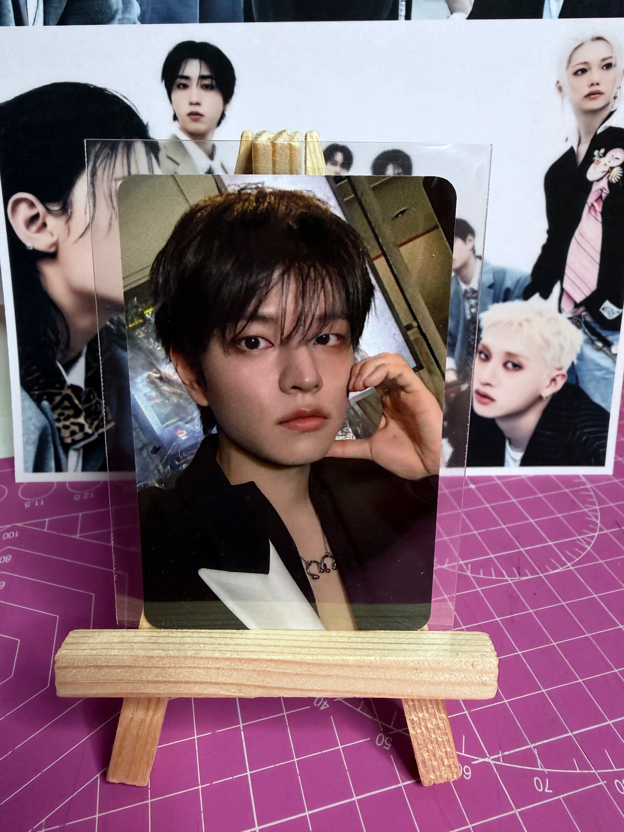 Stray Kids – DO IT Official Apple Music Photocard + Protective Sleeve (Member Choice)