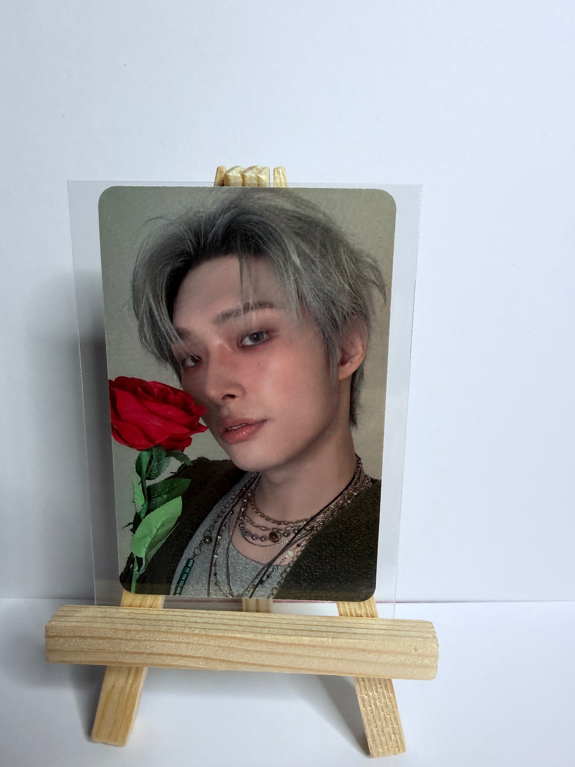 ATEEZ – GOLDEN HOUR : Part.5 Official Rose War Photocard + Protective Sleeve